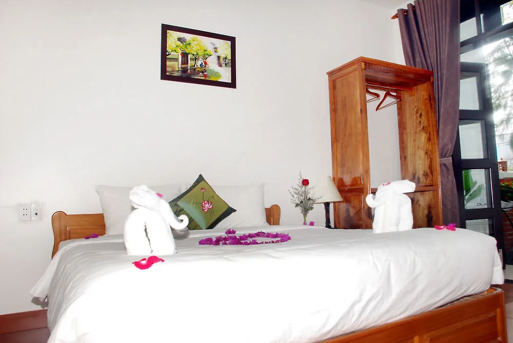 Blue Lake Homestay Hoi An