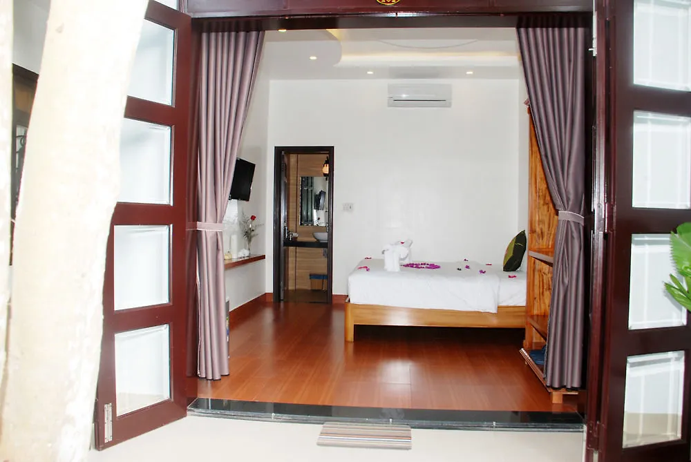 Blue Lake Homestay Hoi An