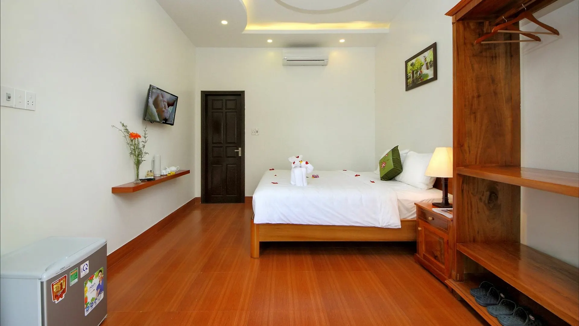 Blue Lake Homestay Hoi An