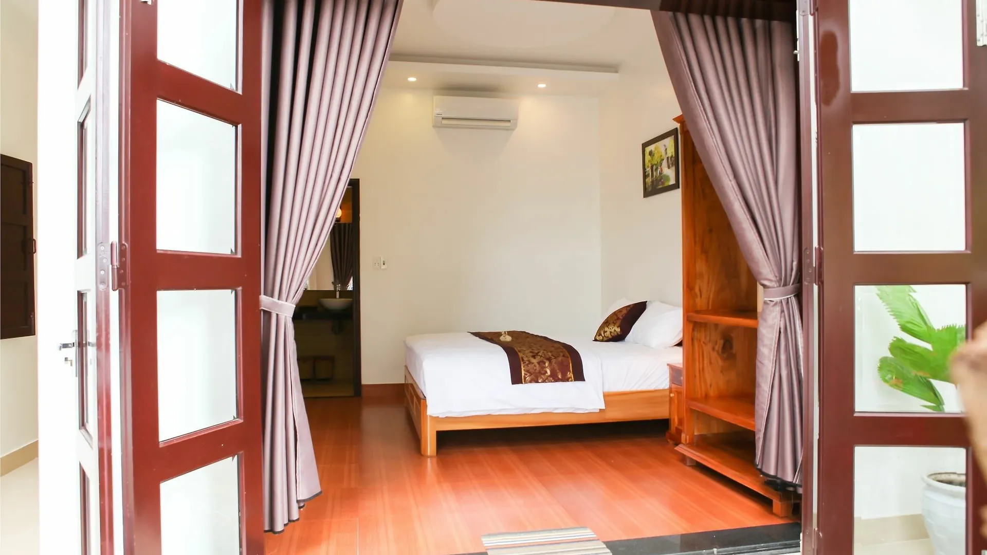 Blue Lake Homestay Hoi An